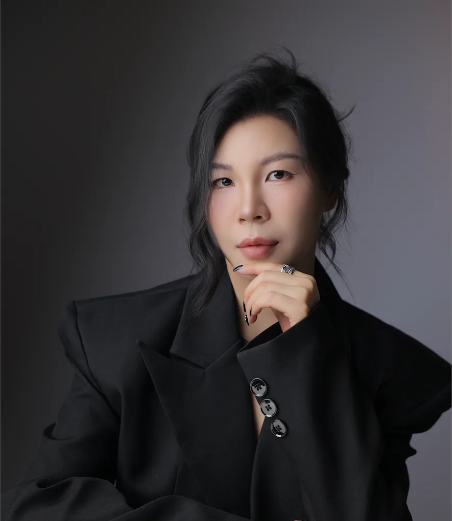 Ms. Zhao - B2B Sales Director